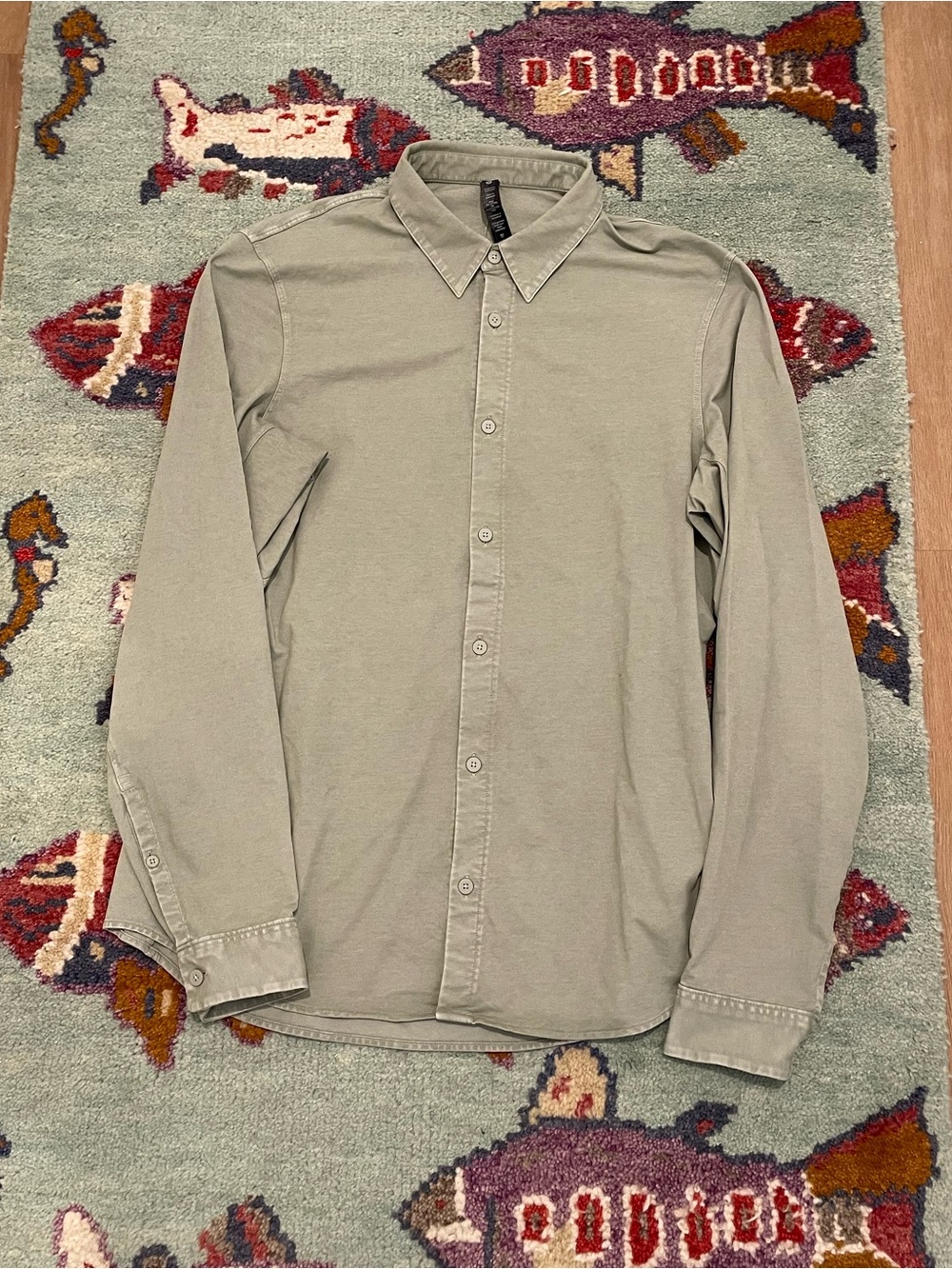 Lululemon Athletica Commission Long Sleeve Button Down Shirt